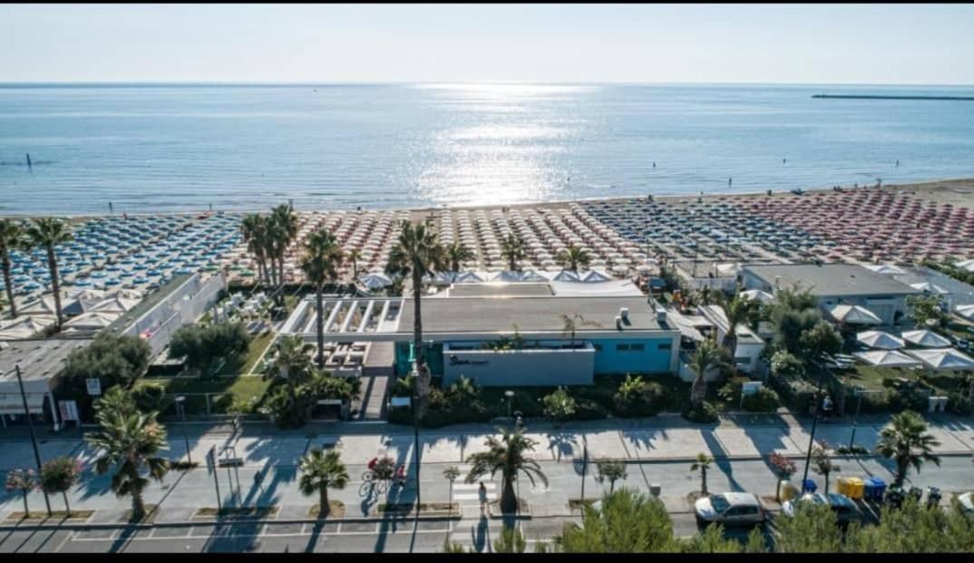 Relais Concorde Aparthotel Grottammare Exterior photo