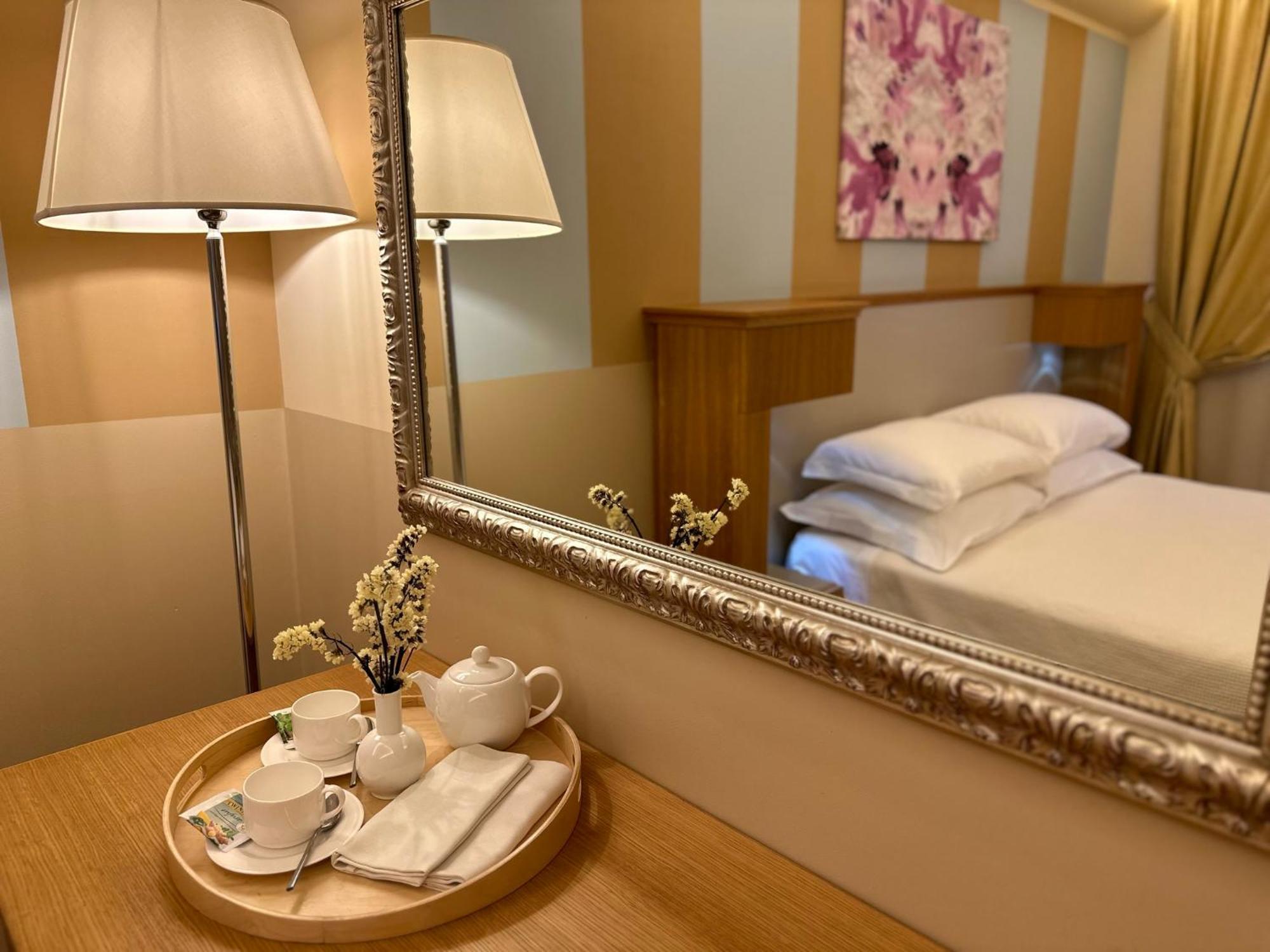 Relais Concorde Aparthotel Grottammare Exterior photo