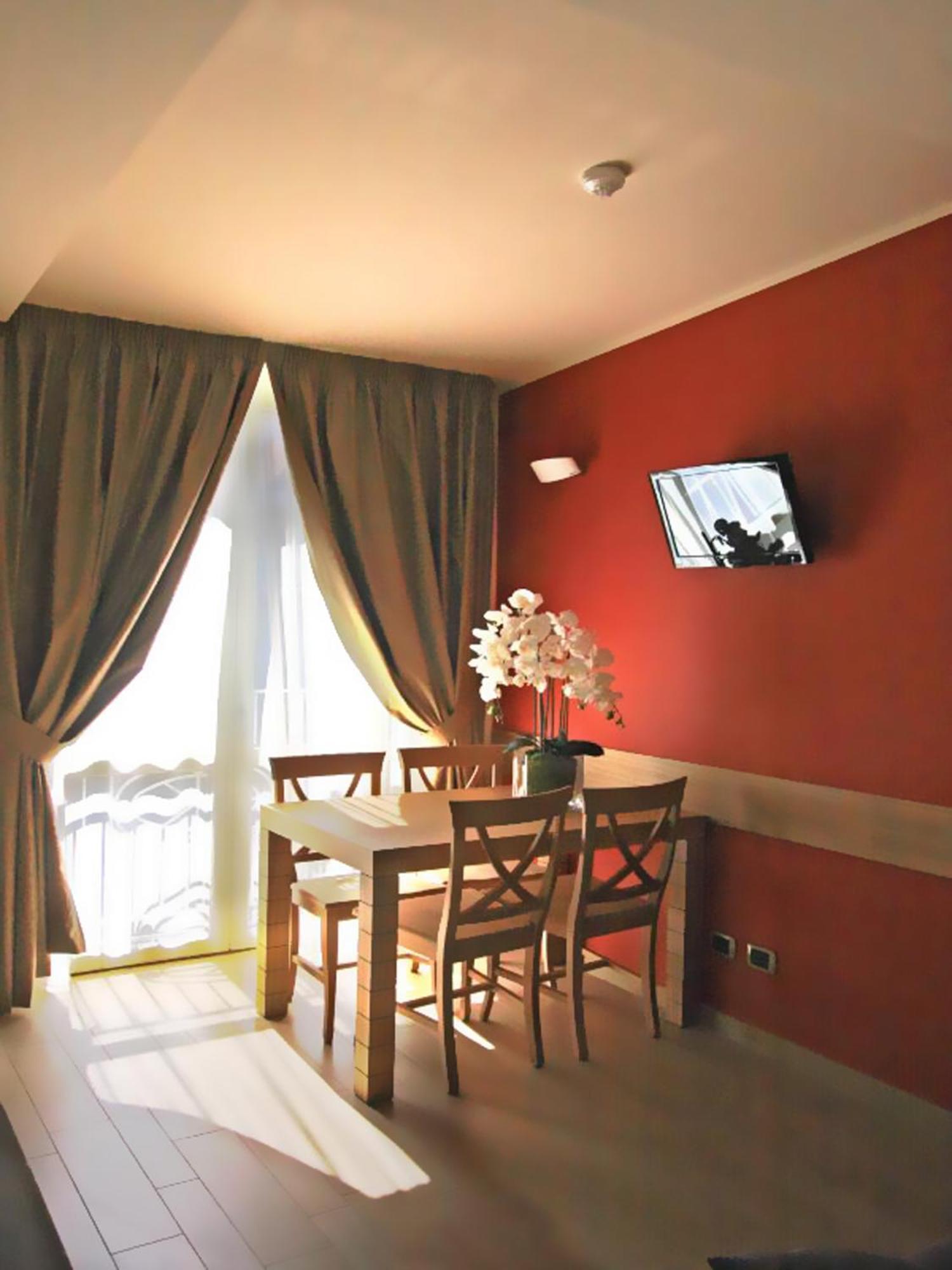 Relais Concorde Aparthotel Grottammare Exterior photo